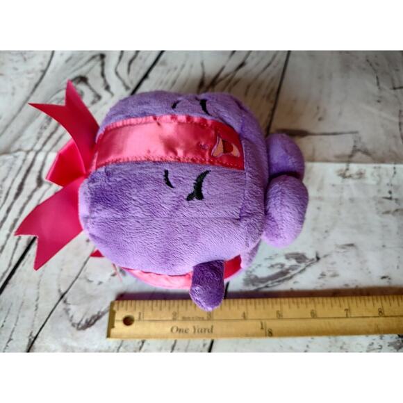 Shopkins Plush 6" Miss Pressy Purple Present With Pink Bow - Picture 6 of 6